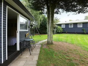 Cosy Holiday Home in Hals With Terrace - Image 4