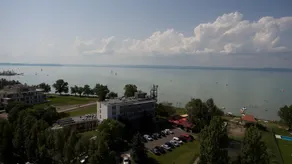 Part Hotel - Image 3