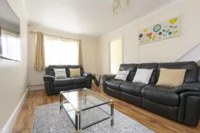 Abkat Holiday Home - Image 5