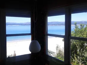 Cozy Holiday Home in Porto do Son Near Beach - Image 4