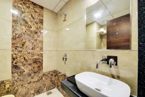 Hotel Devkinandan - Image 4