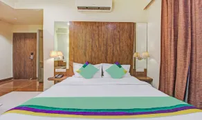 FabHotel Arastu - Image 4
