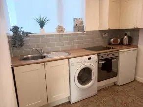 Remarkable 2-bed Apartment in Morpeth - Image 4