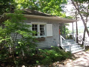 Bungalow - Three Bedroom Cottage - Image 2