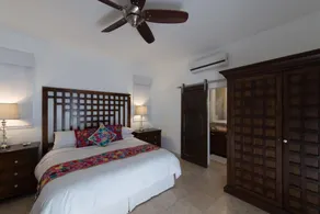Outstanding Beachfront for up to 15 People: Villa Delfines - Image 4