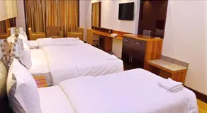 Fal Hotel - Image 5