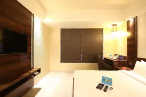 FabHotel Crawford Inn South Mumbai - Image 2