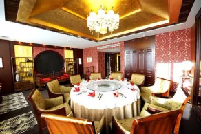 Royal Phoenix Hotel Beijing - Image 4