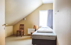 Nice Home in Lavik With Wifi and 5 Bedrooms - Image 3