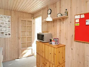 Cozy Holiday Home in Oksbøl With Private Whirlpool - Image 3
