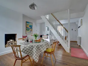 Lovely Holiday Home in old Town of Whitstable, Close to the Beach - Image 4