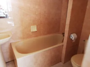 Hotel Des Lilas - Image 3