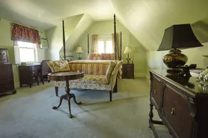 Victoria's Historic Inn - Image 4