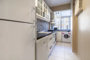 Lovely and Comfortable Home in Sisli - Image 5