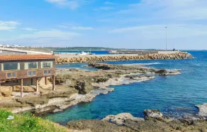 Awesome Apartment in Torre Melissa With 2 Bedrooms and Wifi - Image 2