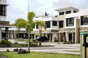Tumon Belair - Image 5