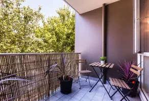 Naomi, 2Bdr South Melbourne Apartment - Image 5