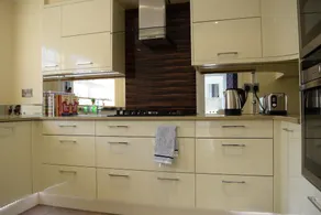 Beautiful Wimbledon 4 Bedroom Family Home - Image 3