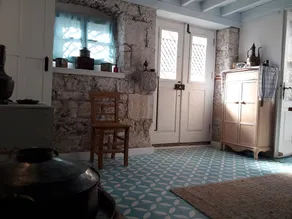 Madra House - Image 5