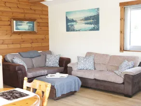 Hill View Lodge 3 - Image 2