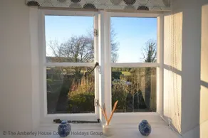 Hunters Cottage - Image 4