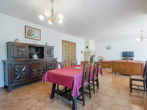 Refined Holiday Home in Villefranche-du-perigord With Garden - Image 2