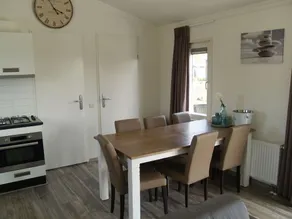Well-kept Chalet 4.5 km From Rockanje - Image 3