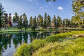 The Settle Inn Riverfront Retreat - Image 2