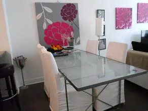 Charming 1 Bedroom Town Home - Image 3