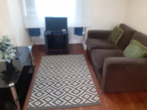 Beautiful Cosy 1bedroom Apartment in London - Image 2
