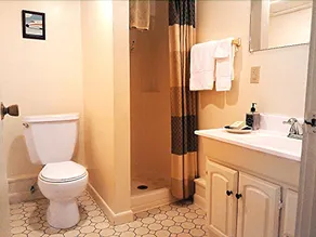 The Inn at Charlotte B & B - Image 2