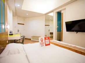 NIDA Rooms Khlong Toei 390 Sky Train - Image 2