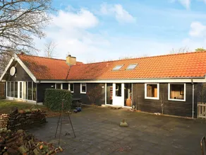 Luxurious Holiday Home in Hals With Private Swimming Pool - Image 5
