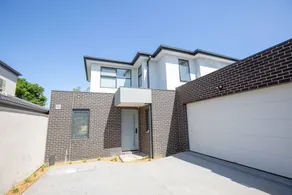 WoW Factor!luxe 4BR Townhouse@glen Waverley - Image 3