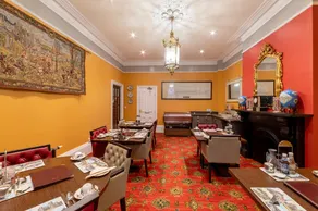 Charades Guest House - Image 2