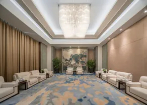 Wuhan Optics Valley Convention Hotel - Image 3