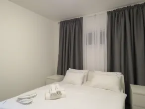 Star Apartments - Image 3