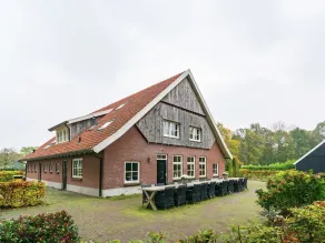 Luxury Farmhouse near Forest in Dinkelland - Image 4