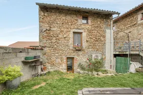 Maison charmante à Valprivas avec jardin privé. - Image 4