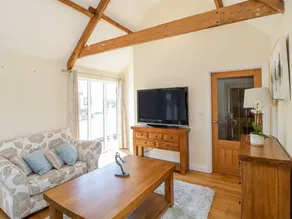 Golden Valley Barn - Image 3