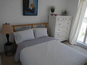 Gorgeous 2BR with Stunning Views - Image 2