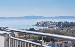 Amazing Apartment in Podstrana With 3 Bedrooms, Wifi and Outdoor Swimming Pool - Image 4