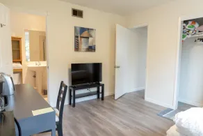 Cozy 1-bedroom in Silicon Valley - Image 2