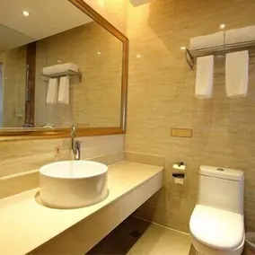 Vienna 3 Best Hotel (Dalang Commercial Center) - Image 4