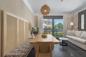 Alpe Luxury Accommodation - Image 3