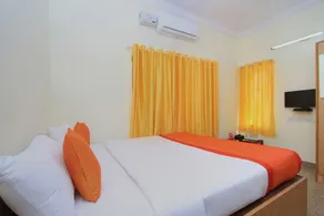 Flagship Hotel Shelton Suites - Image 2