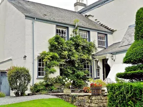 Low Graythwaite Hall - Image 4