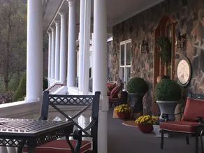 Skyline Vineyard Inn - Image 3