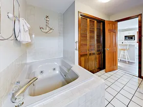 Charming Ocean View Beach House 4 Bedroom Home - Image 2