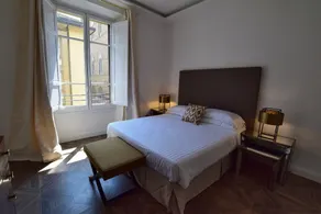 KF Deluxe B&B - Image 4